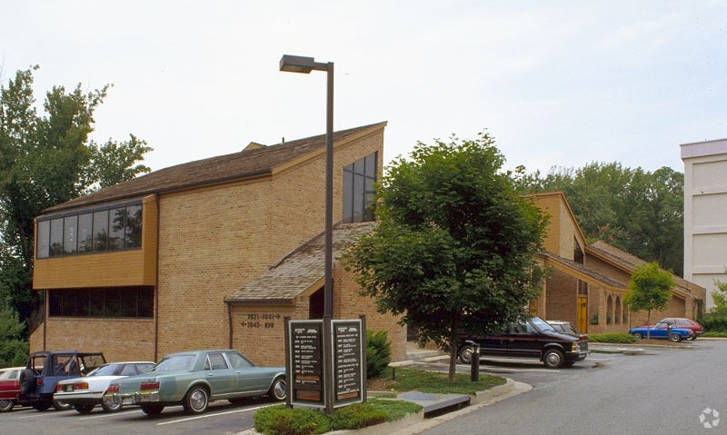 3821-3859 Farragut Ave, Kensington, MD à louer - Photo de l’immeuble – Image 1 sur 17