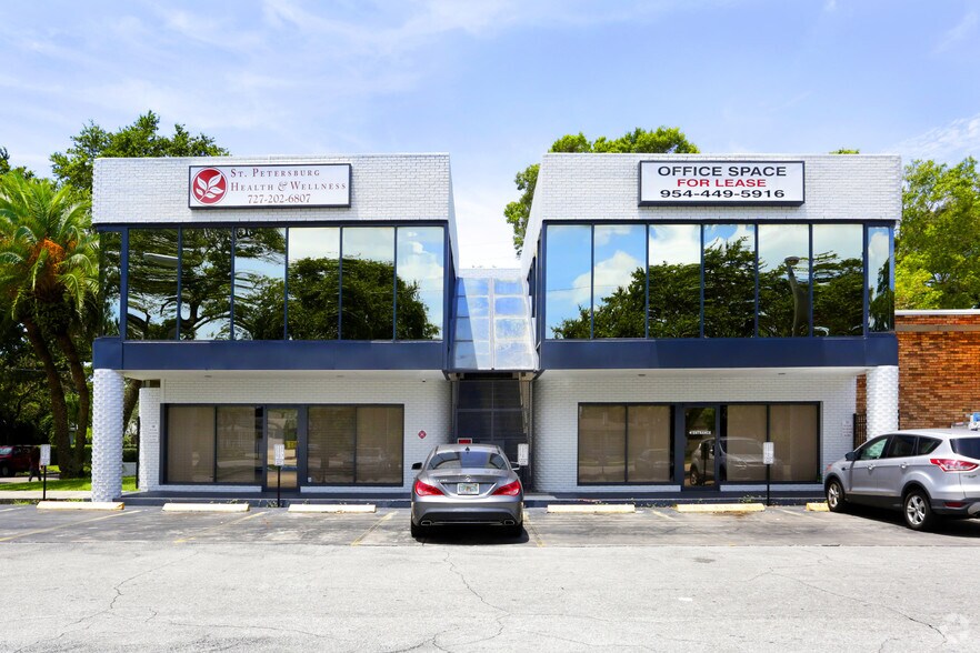 2100 Dr. Martin Luther King Jr St N, Saint Petersburg, FL à louer - Photo de l’immeuble – Image 3 sur 7