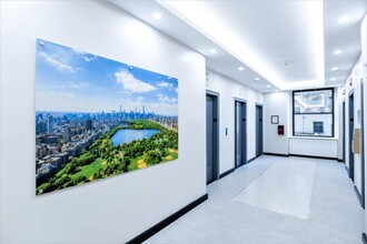 515 Madison Ave, New York, NY à louer Photo intérieure– Image 1 sur 23