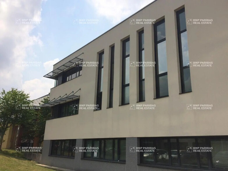 Bureau dans Saint-Grégoire à vendre - Photo de l’immeuble – Image 2 sur 7