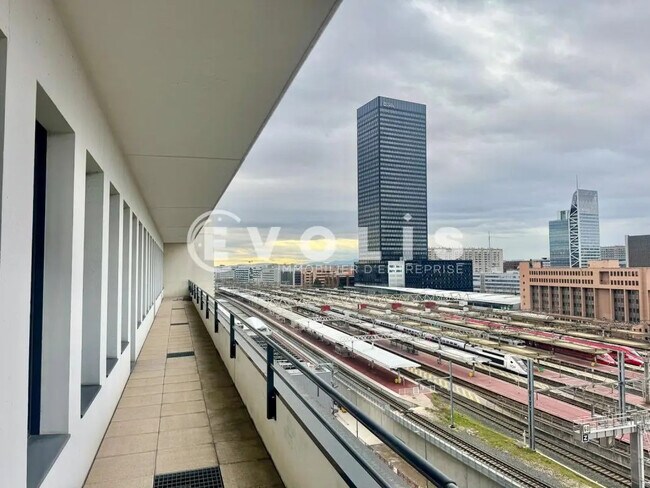 Plus de détails pour 20 Rue De La Villette, Lyon - Bureau à louer