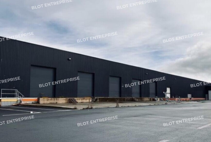Industriel/Logistique dans Ploufragan à louer - Photo de l’immeuble – Image 2 sur 4
