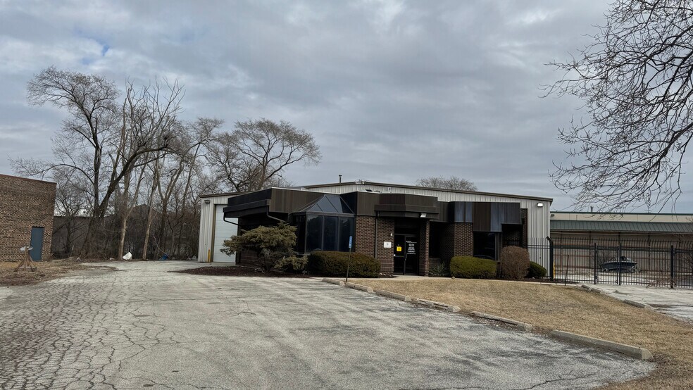 16149 Clinton St, Harvey, IL à vendre - Photo de l’immeuble – Image 2 sur 2