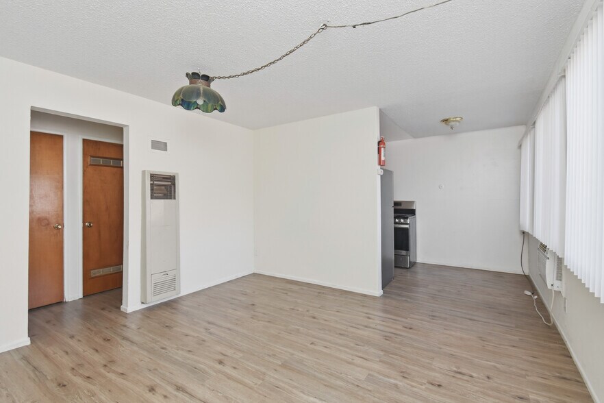 2823 U St, Sacramento, CA à vendre - Photo de l’immeuble – Image 3 sur 18