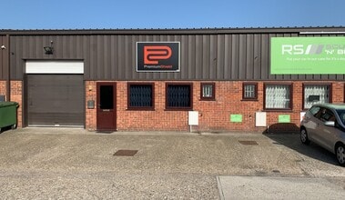 Montrose Rd, Chelmsford à louer Photo de l’immeuble– Image 1 sur 3