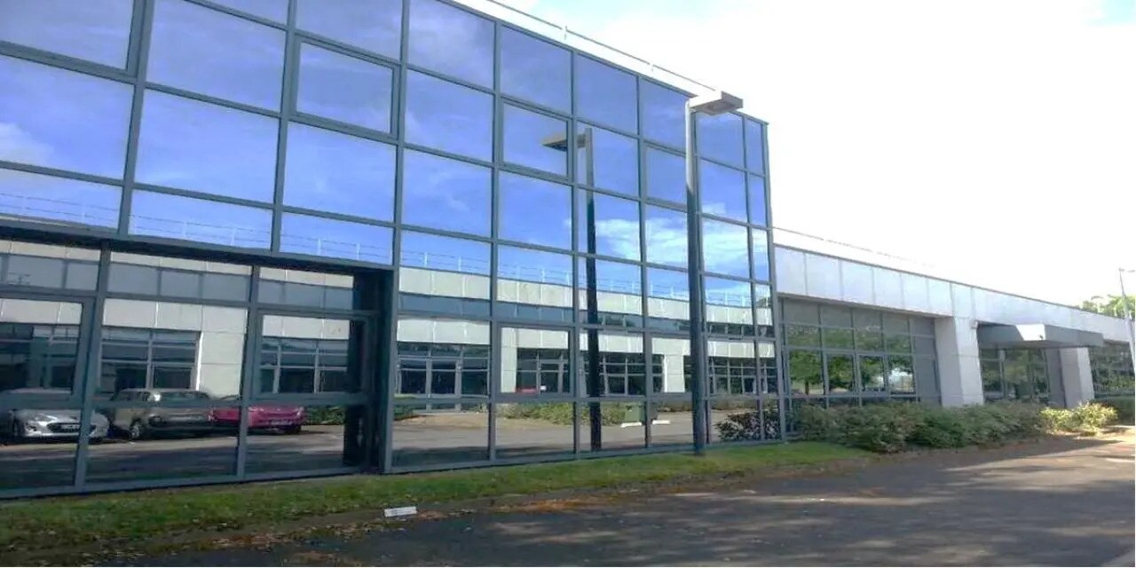 Bureau dans Saclay à louer Photo de l’immeuble– Image 1 sur 2