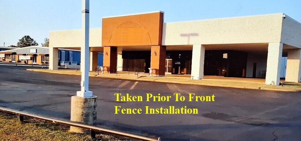 1170 US Highway 45, Henderson, TN à louer - Photo de l’immeuble – Image 3 sur 39