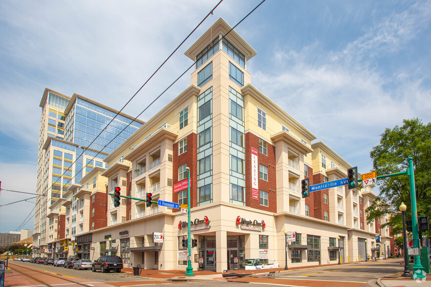 420 Monticello Ave, Norfolk, VA à louer - Photo de l’immeuble – Image 1 sur 5