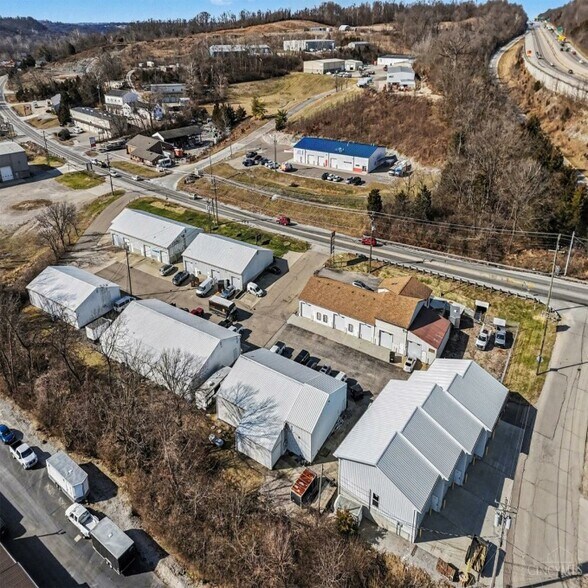 State Route 128 portefeuille de 7 biens à vendre sur LoopNet.fr - Photo de l’immeuble – Image 2 sur 9