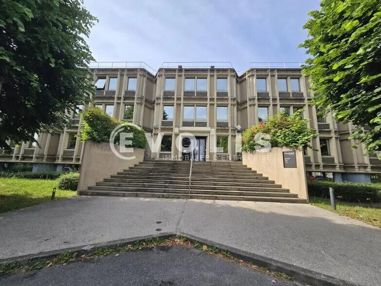 Bureau dans Saint-Aubin à louer - Photo de l’immeuble – Image 1 sur 7