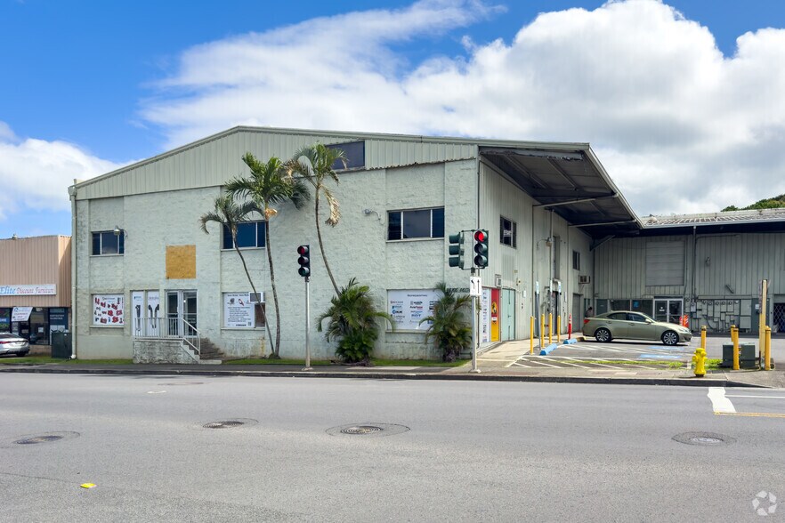 46-174 Kahuhipa St, Kāneohe, HI à louer - Photo de l’immeuble – Image 3 sur 4