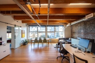 560-562 Beatty St, Vancouver, BC à louer Photo intérieure– Image 1 sur 6