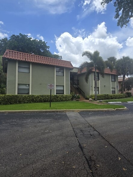 BULK CONDO PORTFOLIO portefeuille de 3 biens à vendre sur LoopNet.fr - Photo de l’immeuble – Image 3 sur 29