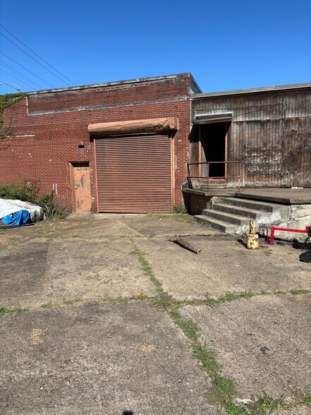 806 Sixth St, Braddock, PA à vendre - Photo de l’immeuble – Image 2 sur 7