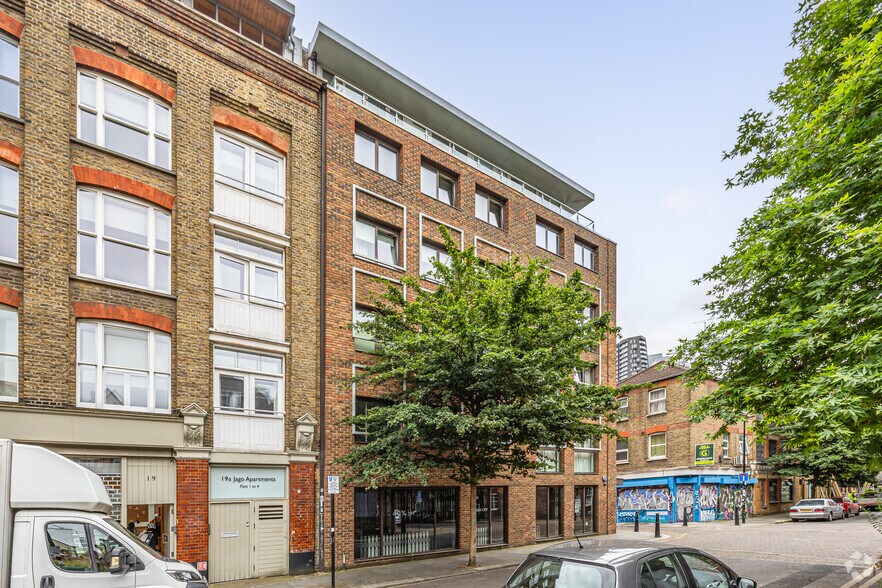 16 Chance St, Londres à louer - Photo de l’immeuble – Image 3 sur 8