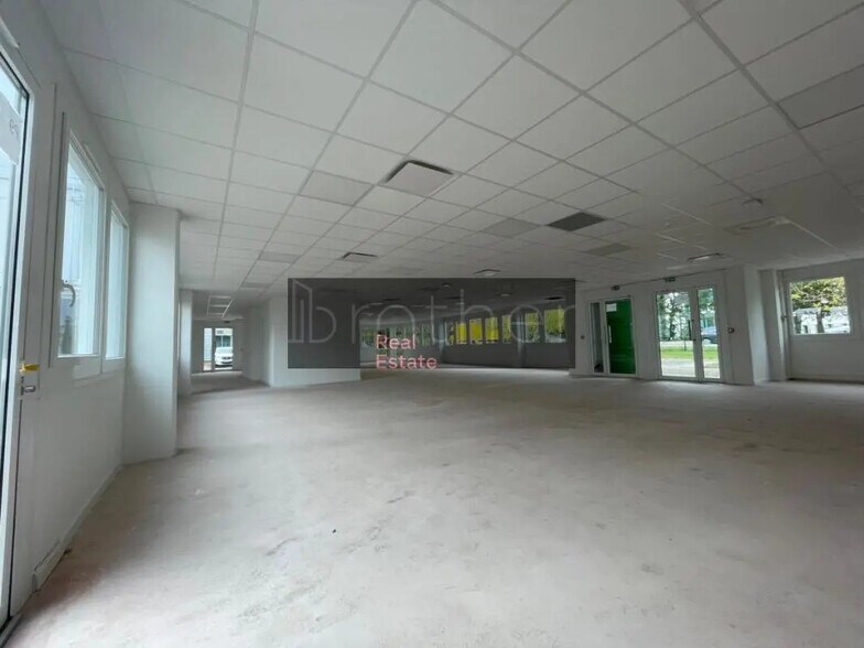 Bureau dans Mérignac à louer - Photo de l’immeuble – Image 2 sur 4