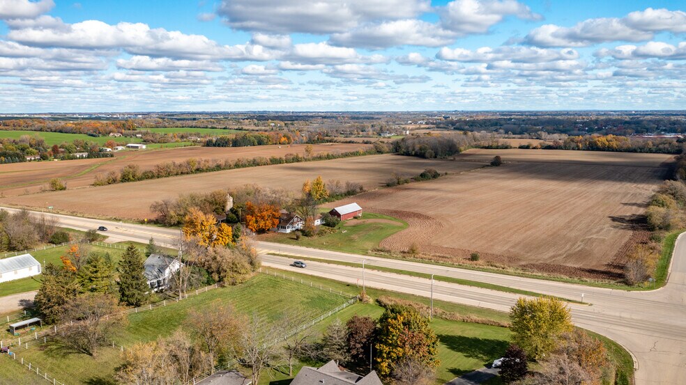 9134 Highway 76, Neenah, WI à vendre - Photo de l’immeuble – Image 3 sur 19