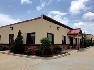 Plus de détails pour 3560-3564 Macdonnell Dr, Norman, OK - Bureau, Local d'activités à louer