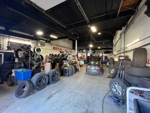 108 Clematis Ave, Waltham, MA à louer Photo intérieure– Image 1 sur 5