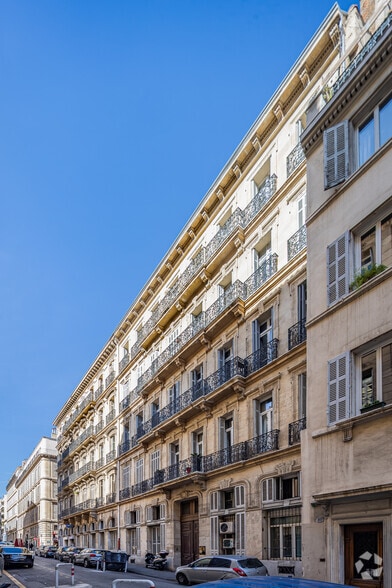 12 Rue D'Arcole, Marseille à louer - Photo de l’immeuble – Image 2 sur 2