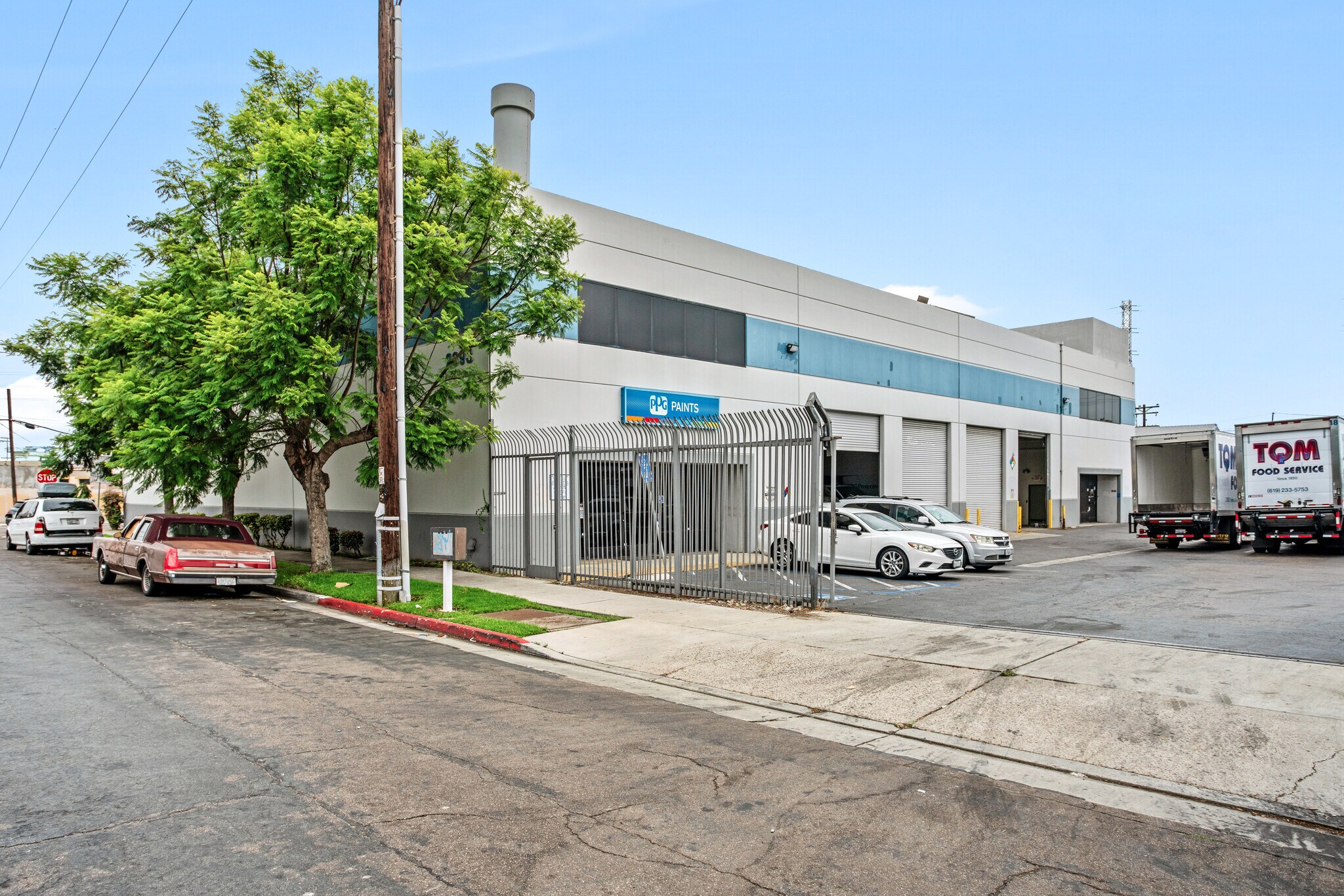2393 Newton Ave, San Diego, CA à louer Photo de l’immeuble– Image 1 sur 3