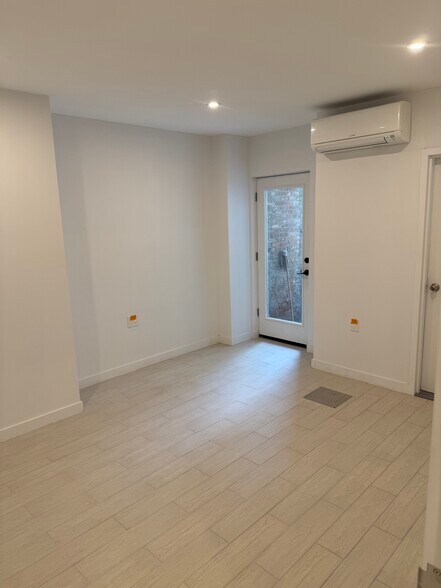 22 Prospect Park W, Brooklyn, NY à louer - Photo de l’immeuble – Image 2 sur 9