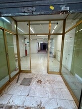 Local commercial dans Barcelone, Barcelona à louer Photo intérieure– Image 1 sur 11