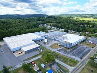 Plus de détails pour 835 Washington St, Saint Marys, PA - Industriel/Logistique à louer