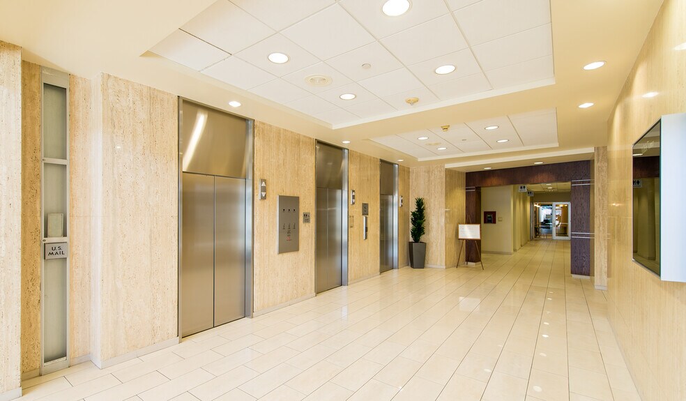 101 Summit Ave, Fort Worth, TX à louer - Photo intérieure – Image 3 sur 4