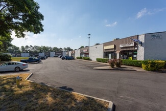 Plus de détails pour 4100-4134 Sunrise Hwy, Oakdale, NY - Industriel/Logistique à louer