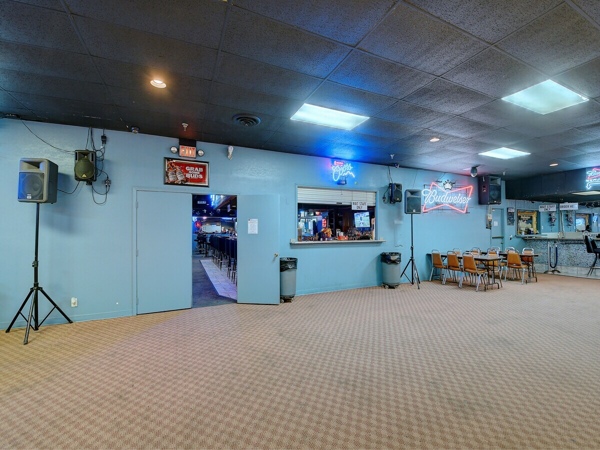 View Photo
