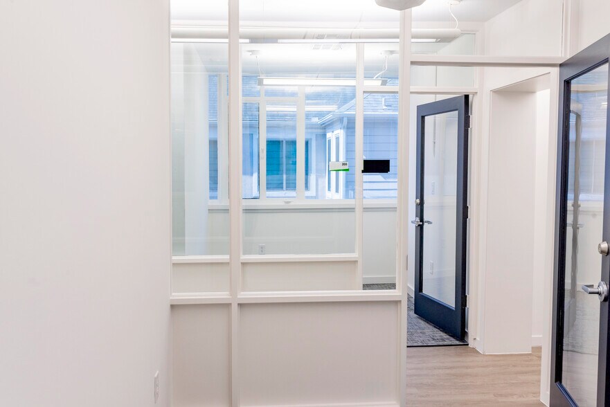 4900-4912 Travis St, Houston, TX à louer - Photo de l’immeuble – Image 3 sur 9