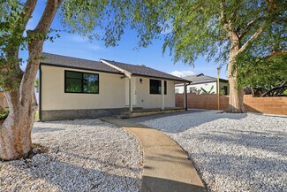 Plus de détails pour 13689 Garber St, Arleta, CA - Logement à vendre
