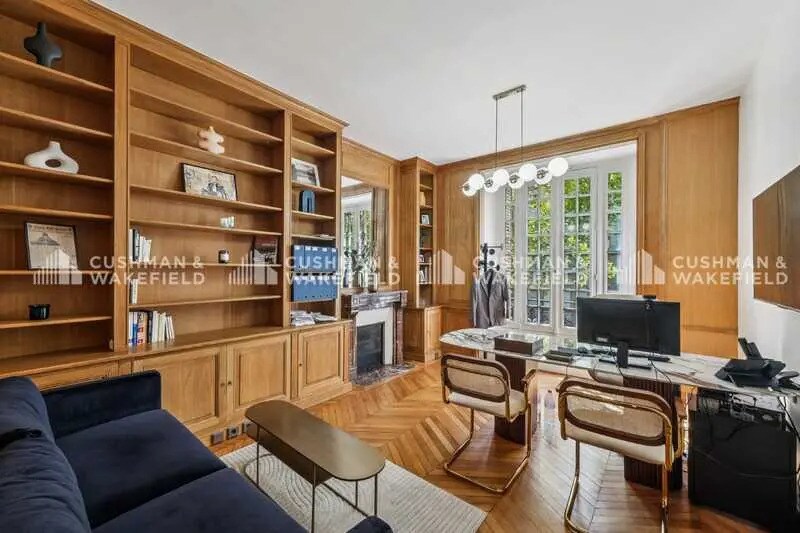 174 Boulevard Malesherbes, Paris à louer - Photo de l’immeuble – Image 2 sur 17