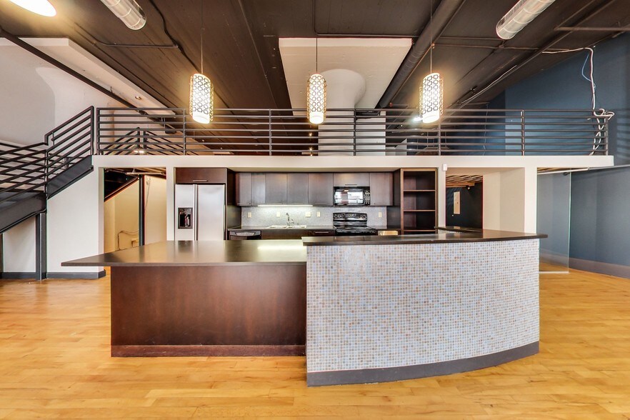 600 Washington Ave N, Minneapolis, MN à louer - Photo de l’immeuble – Image 1 sur 7