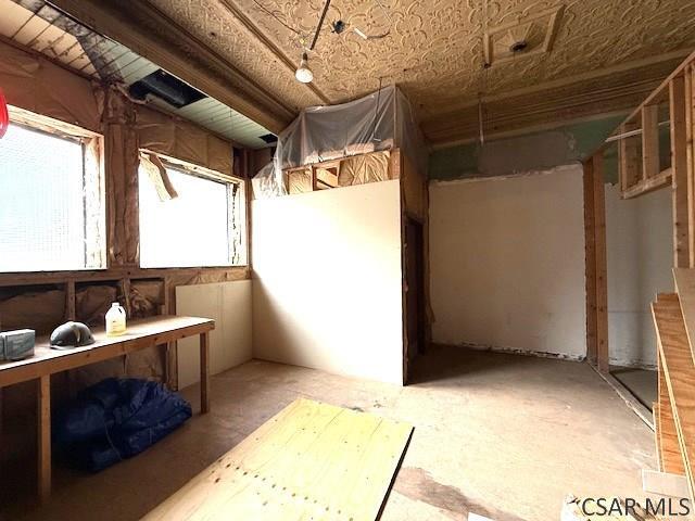 243 Vine St, Johnstown, PA à louer - Photo intérieure – Image 2 sur 5