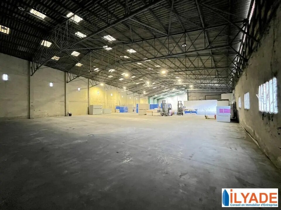Local d’activités dans Bouc-Bel-Air à louer Photo intérieure– Image 1 sur 8