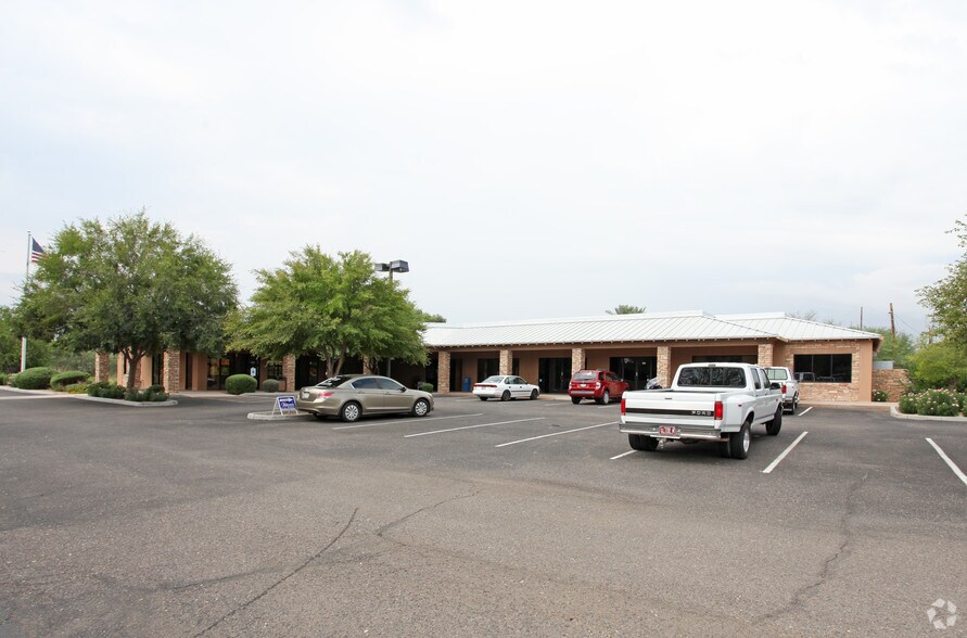 472 E Wickenburg Way, Wickenburg, AZ à louer - Photo de l’immeuble – Image 3 sur 8