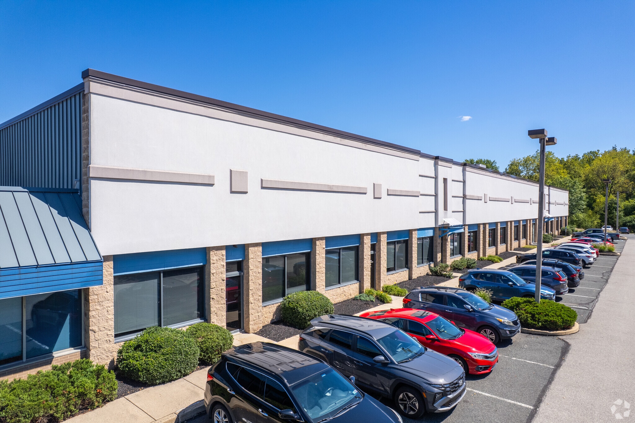 4110 Butler Pike, Plymouth Meeting, PA à louer Photo principale– Image 1 sur 8