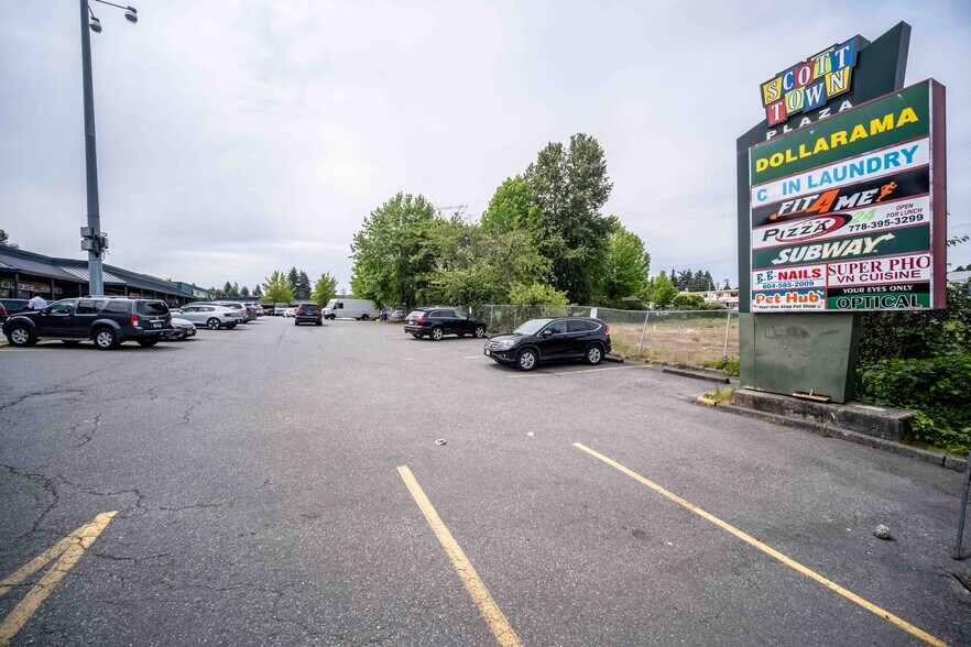 9500-9558 120th St, Surrey, BC à louer - Photo de l’immeuble – Image 2 sur 2