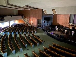 275 N Main St, Manteca, CA à louer Photo intérieure– Image 2 sur 3