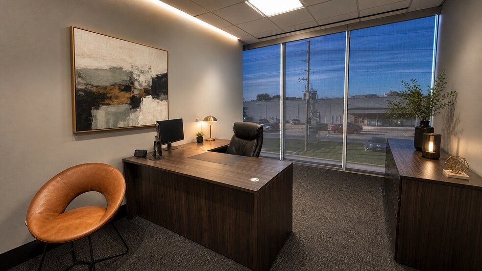 211 Highland Cross Dr, Houston, TX à louer - Photo de l’immeuble – Image 3 sur 22