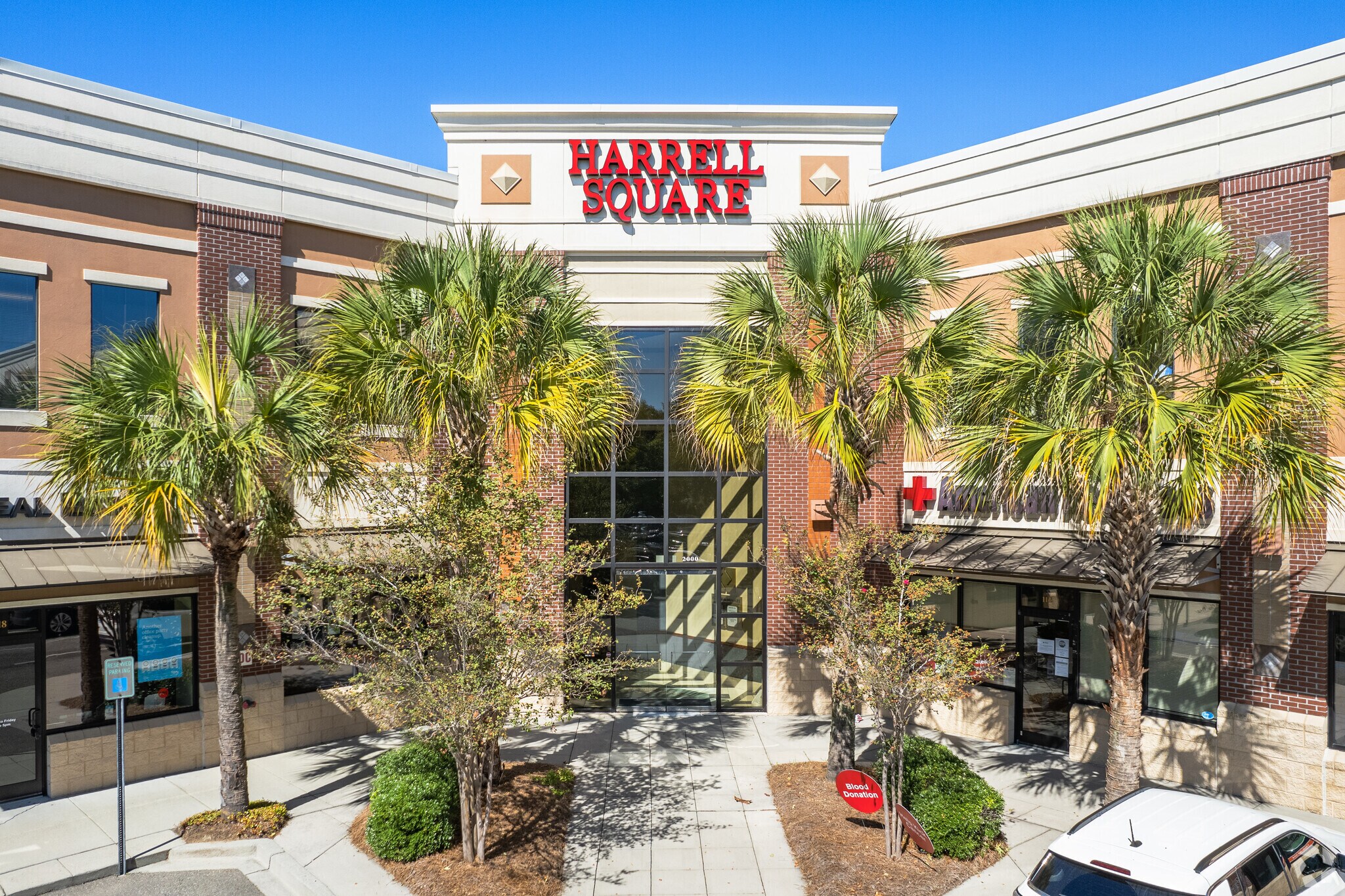 2000 Sam Rittenberg Blvd, Charleston, SC à louer Photo principale– Image 1 sur 70