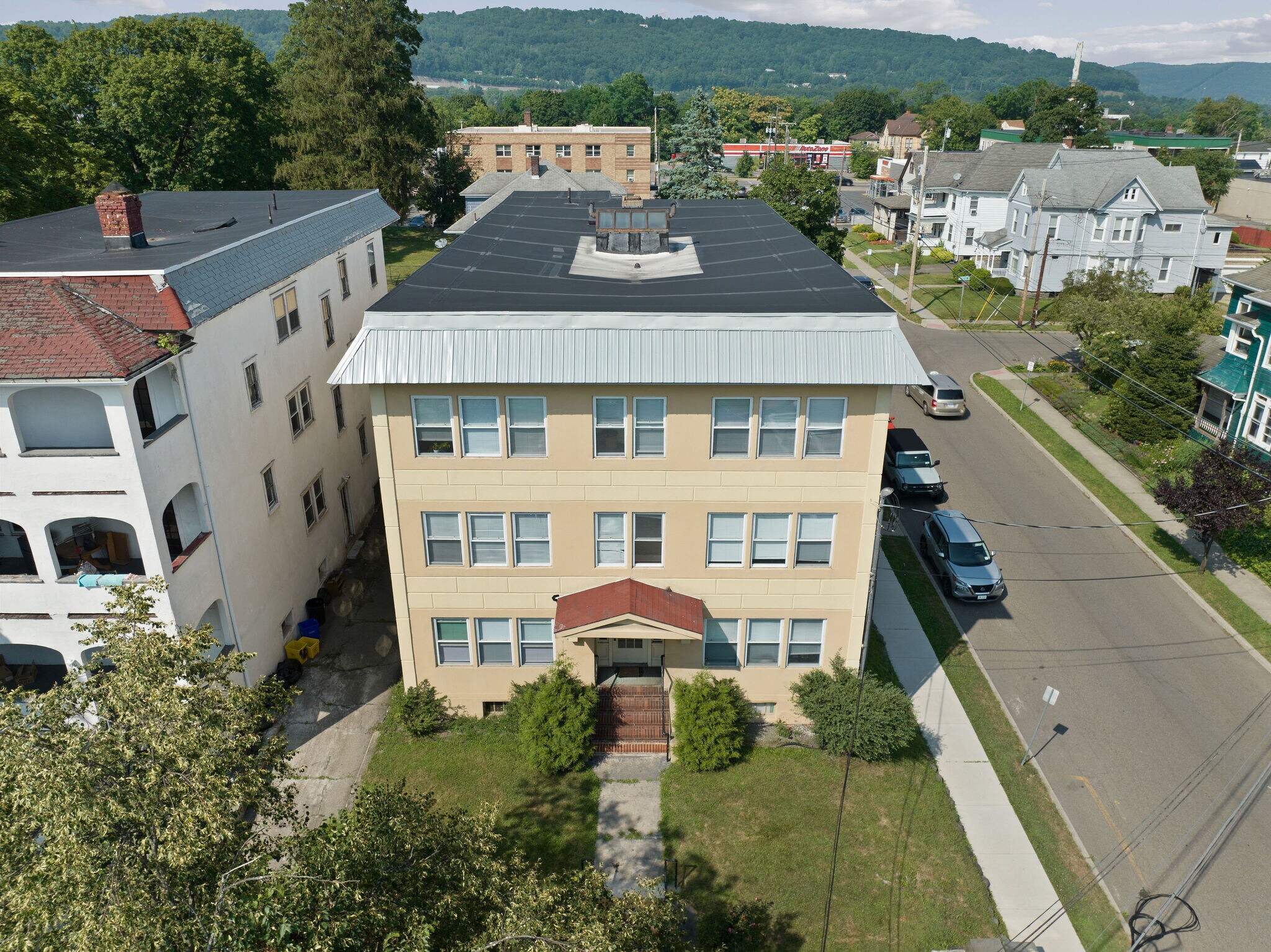 2 Grand Blvd, Binghamton, NY à vendre Photo de l’immeuble– Image 1 sur 49