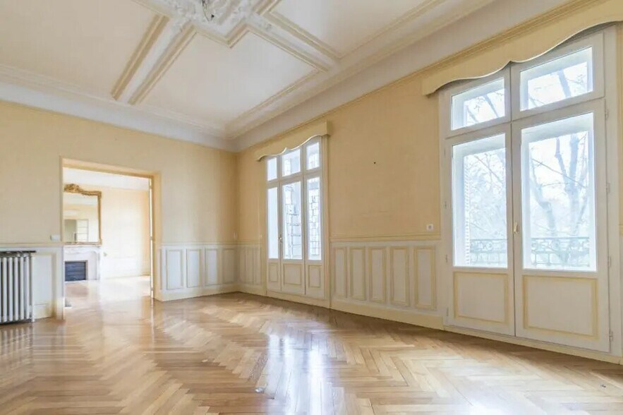 Bureau dans Paris à louer - Photo de l’immeuble – Image 3 sur 5