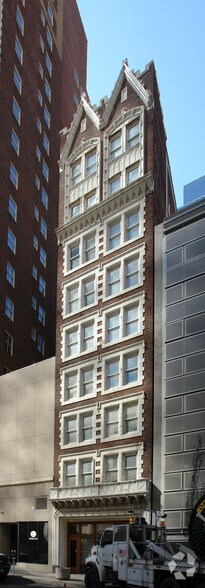 1114 Baltimore Ave, Kansas City, MO à vendre - Photo de l’immeuble – Image 2 sur 2