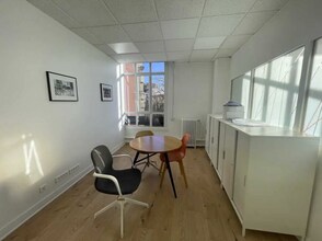 Bureau dans Paris à louer Photo intérieure– Image 2 sur 3