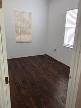13115 Linebaugh Ave, Tampa, FL à louer Photo de l’immeuble– Image 1 sur 3
