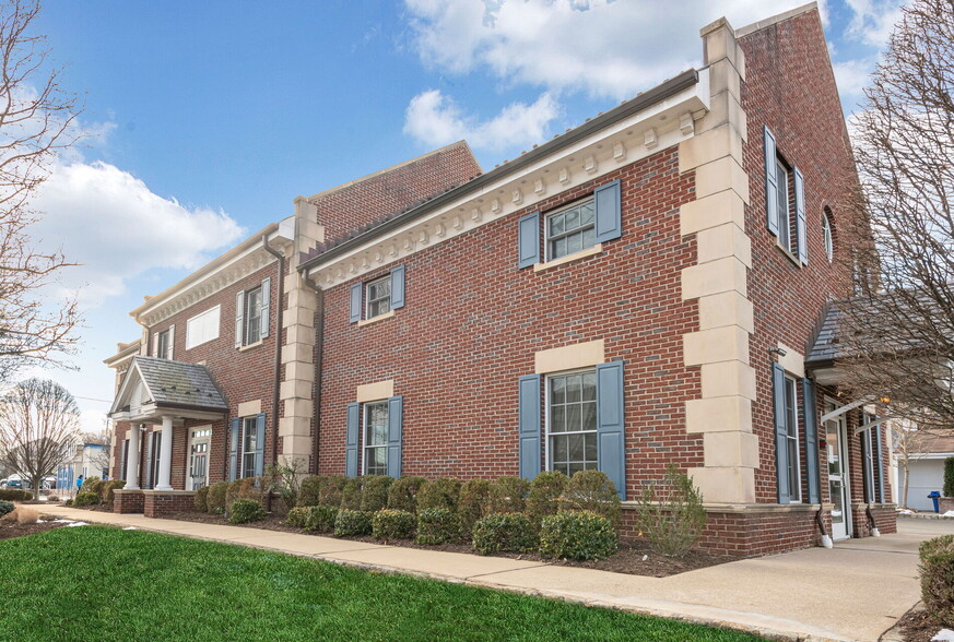 269 Main St, Madison, NJ à louer - Photo de l’immeuble – Image 1 sur 23
