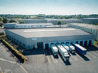 Plus de détails pour Industriel/Logistique à louer
